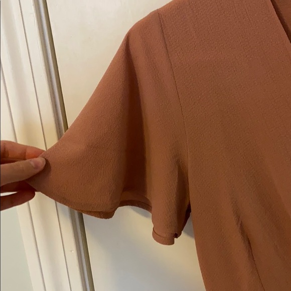 Dusty pink wrap flutter sleeve dress tie small NWT - Picture 4 of 9